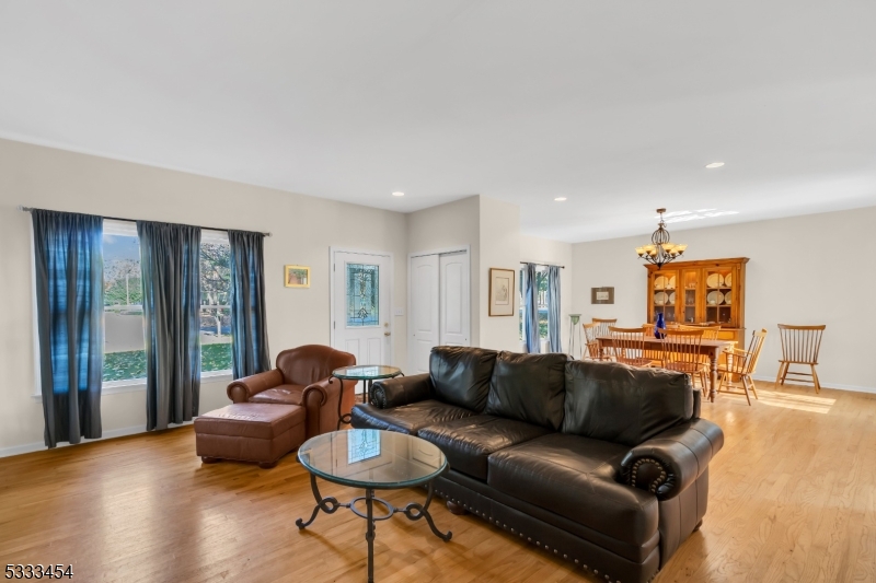 320 Ridge Boulevard Franklin NJ 08540