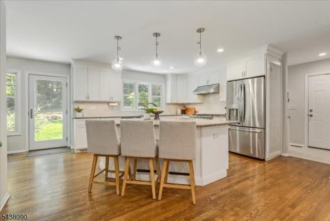22 Ridge Drive W. Berkeley Heights NJ 07922