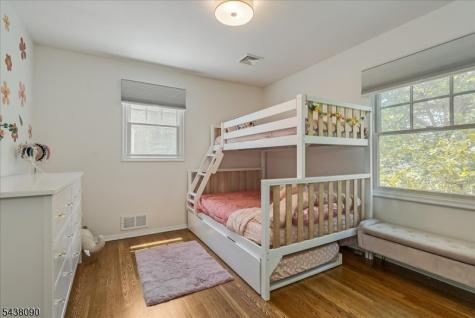 22 Ridge Drive W. Berkeley Heights NJ 07922