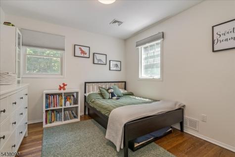 22 Ridge Drive W. Berkeley Heights NJ 07922