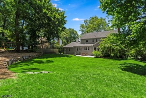 22 Ridge Drive W. Berkeley Heights NJ 07922