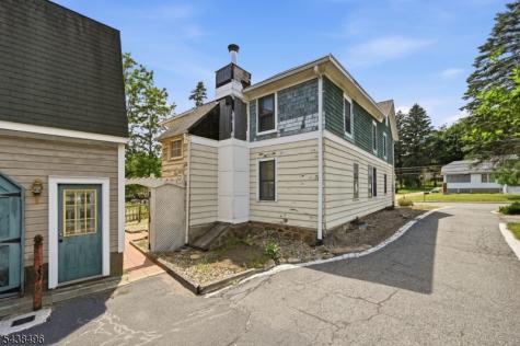 92 Randolph Avenue Mine Hill NJ 07803
