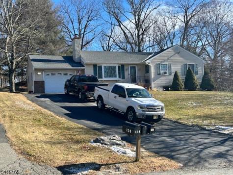 130 Otterhole Road West Milford NJ 07480