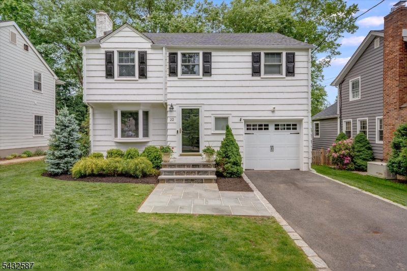 22 Essex Road Chatham NJ 07928