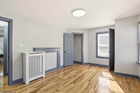 328 Halsted Street East Orange NJ 07018