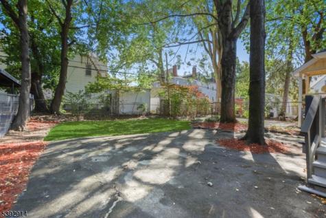 328 Halsted Street East Orange NJ 07018