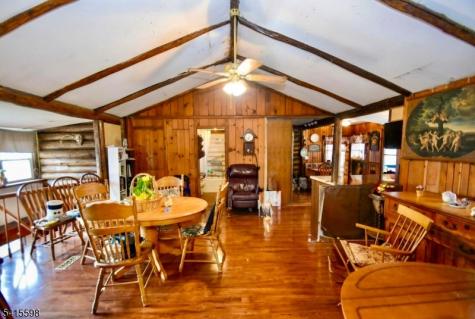 21 Grandview Avenue Jefferson NJ 07460