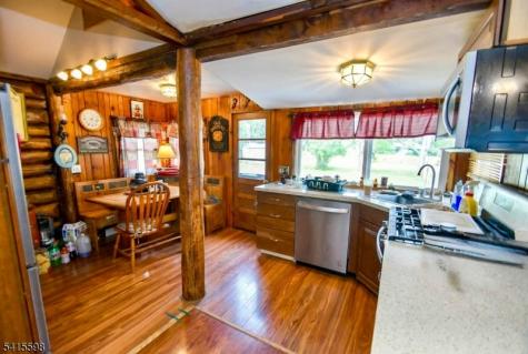 21 Grandview Avenue Jefferson NJ 07460