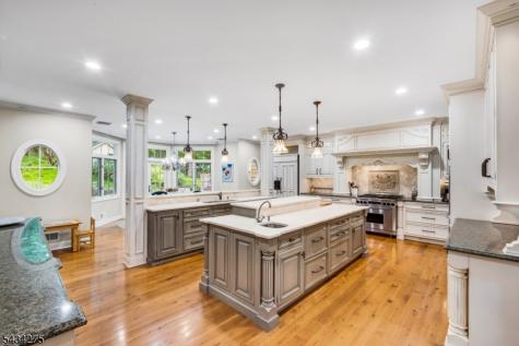 7 Chilton Road Chester NJ 07930