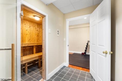 7 Chilton Road Chester NJ 07930