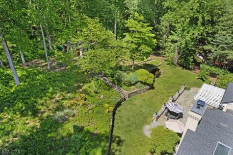 7 Chilton Road Chester NJ 07930