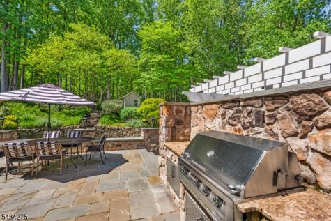 7 Chilton Road Chester NJ 07930