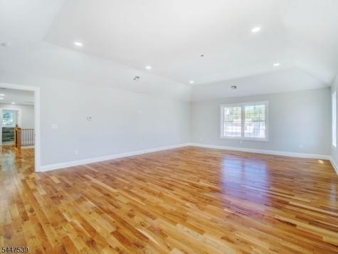 735 Vernon Avenue Kenilworth NJ 07033