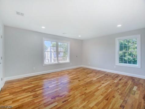 735 Vernon Avenue Kenilworth NJ 07033