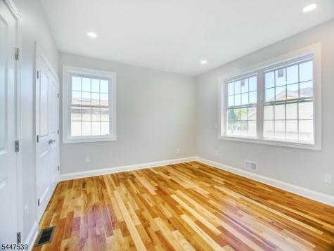 735 Vernon Avenue Kenilworth NJ 07033