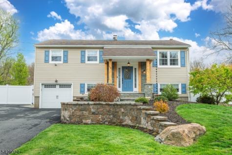15 Windsor Drive Jefferson NJ 07438