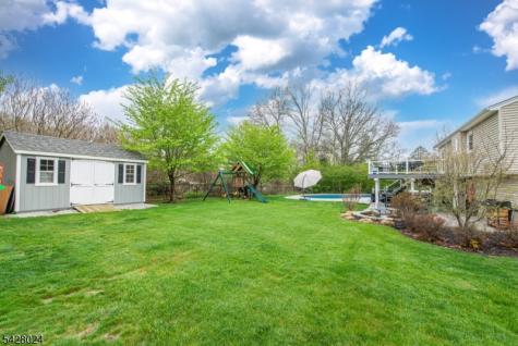 15 Windsor Drive Jefferson NJ 07438