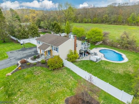 15 Windsor Drive Jefferson NJ 07438