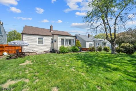 13 Lockwood Drive Clifton NJ 07013