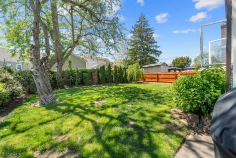13 Lockwood Drive Clifton NJ 07013