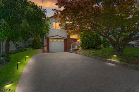 13 Lockwood Drive Clifton NJ 07013