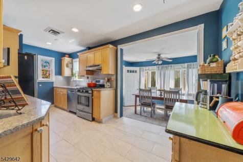 13 Lockwood Drive Clifton NJ 07013
