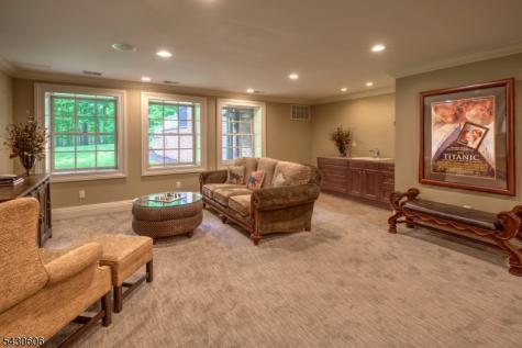 5 Burnett Road Mendham NJ 07945