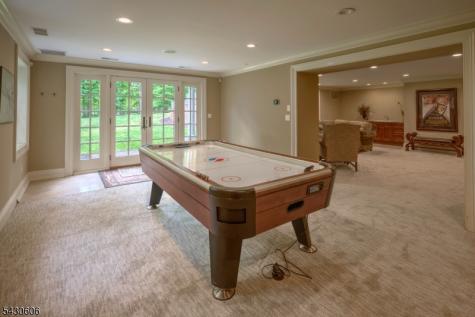 5 Burnett Road Mendham NJ 07945