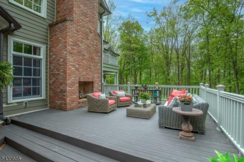 5 Burnett Road Mendham NJ 07945