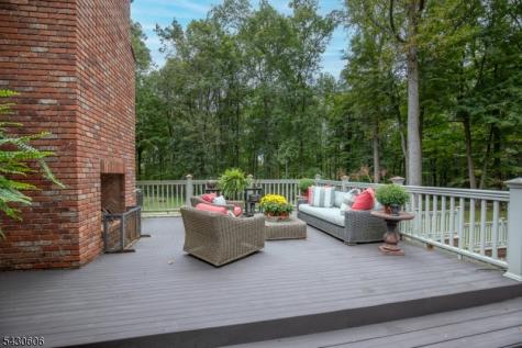 5 Burnett Road Mendham NJ 07945