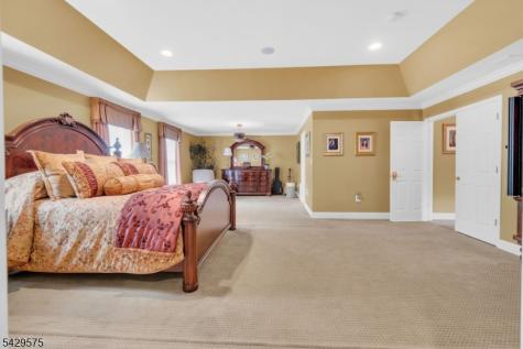 23 Yellowstone Drive Old Bridge NJ 08857