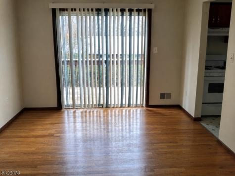 125 Alcorne Street Franklin NJ 08873