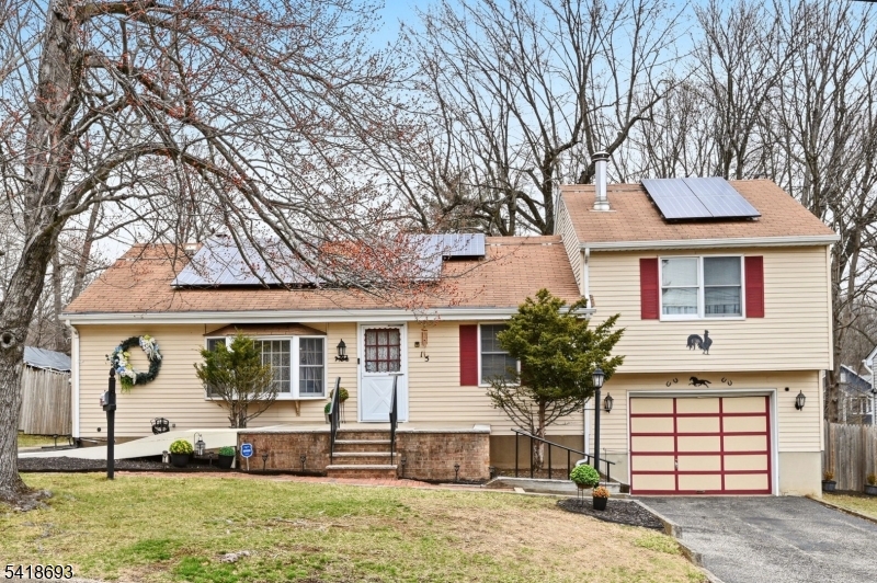 15 Colgate Road Oakland NJ 07436