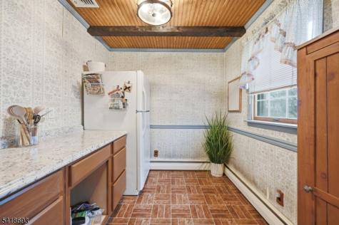 15 Colgate Road Oakland NJ 07436