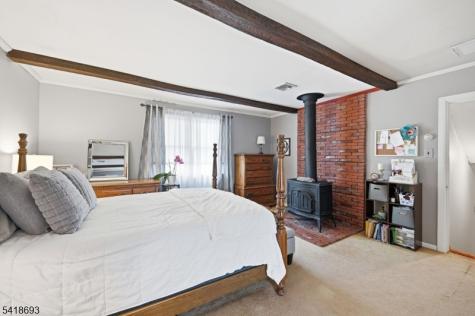 15 Colgate Road Oakland NJ 07436