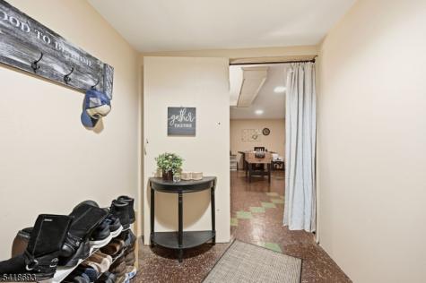15 Colgate Road Oakland NJ 07436
