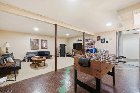 15 Colgate Road Oakland NJ 07436
