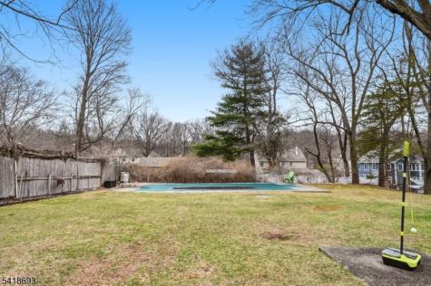 15 Colgate Road Oakland NJ 07436
