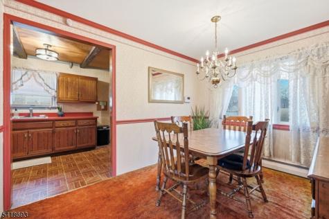 15 Colgate Road Oakland NJ 07436