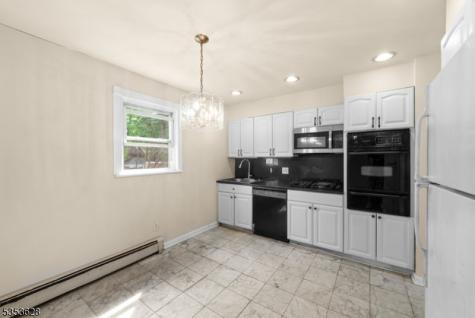 911 Plainfield Avenue Plainfield NJ 07060