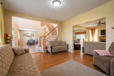 5 Pegasus Place Washington NJ 07840