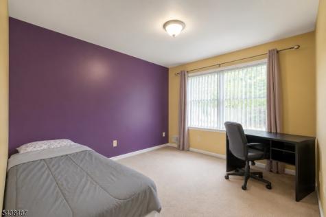 5 Pegasus Place Washington NJ 07840