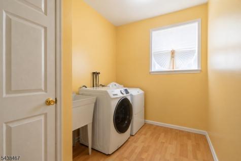 5 Pegasus Place Washington NJ 07840
