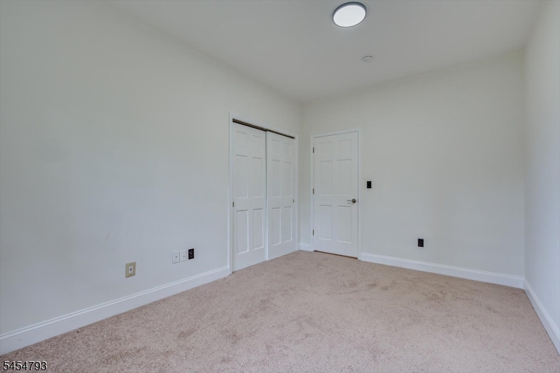 120 Coddington Avenue Franklin NJ 08873