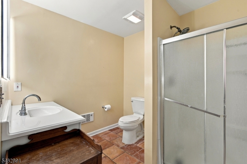 99 Haytown Road Clinton NJ 08833