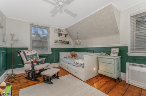 64 Brunswick Avenue Bloomsbury NJ 08804