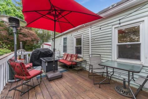 64 Brunswick Avenue Bloomsbury NJ 08804