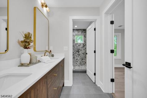 176 Harrow Road Westfield NJ 07090