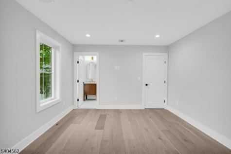 176 Harrow Road Westfield NJ 07090