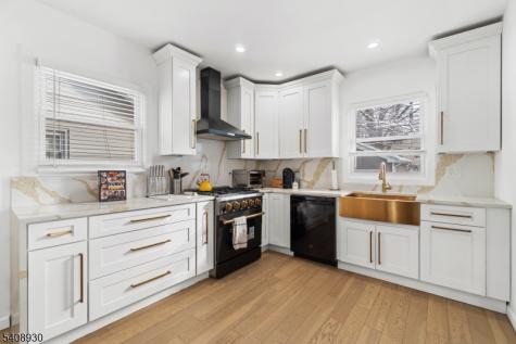 148 Freeman Avenue East Orange NJ 07018